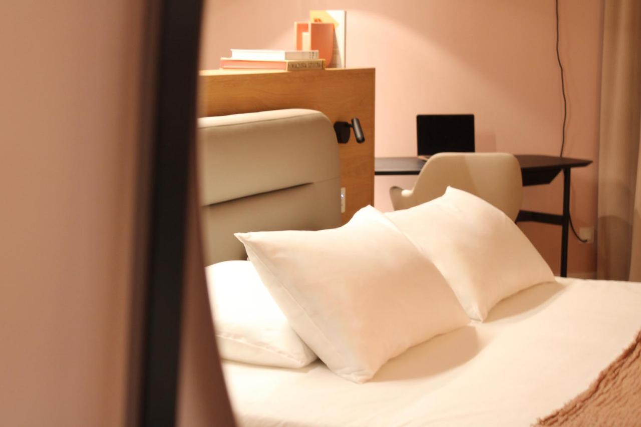 Mihotel Sala ลียง ภายนอก รูปภาพ